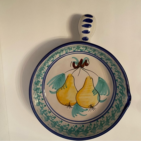 ITALY VIETRI POTTERY PEARS HANDMADE SERVEWARE WHITE YELLOW BLUE HANDLE SPOUT